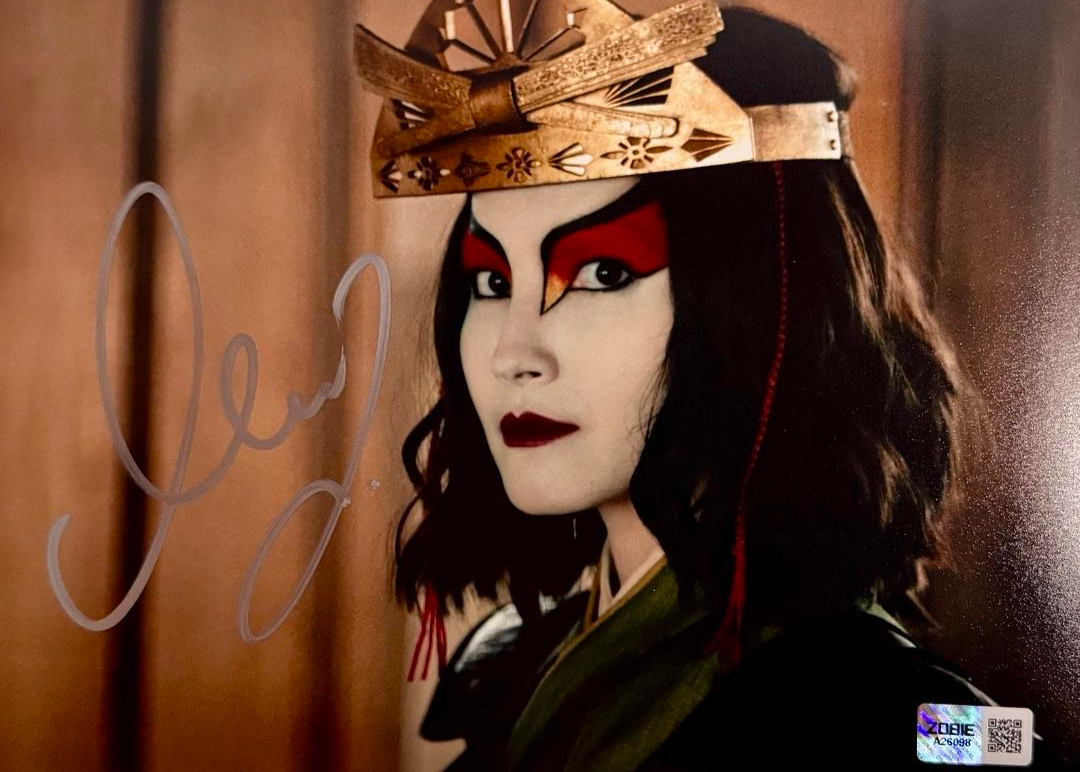 Maria Zhang Signed 8x10 Photo Suki (The Last Airbender) - Zobie COA